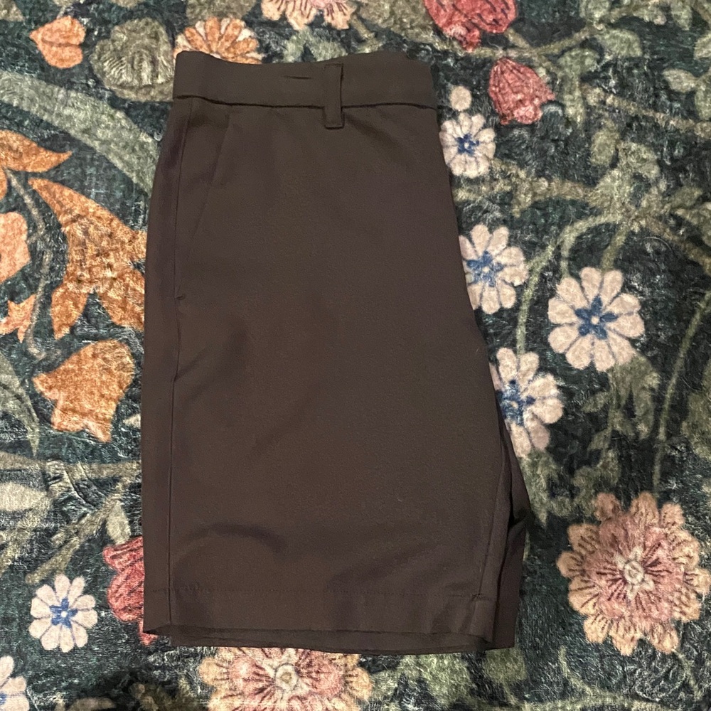 Men’s Black Golf Shorts, 32 waist